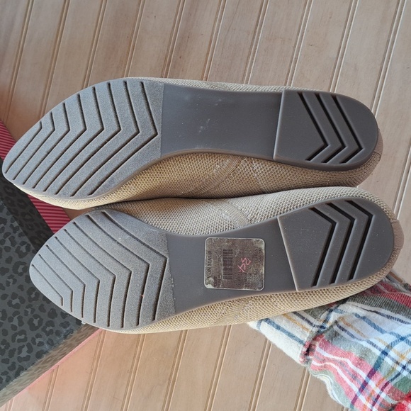 NWT ME Too Aubri Sustainable Mesh Metallic Gold Bisque Ballet Flats - Picture 4 of 10